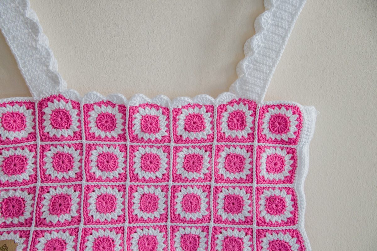 Tiny Squared Summer Top Crochet Pattern - Image 3